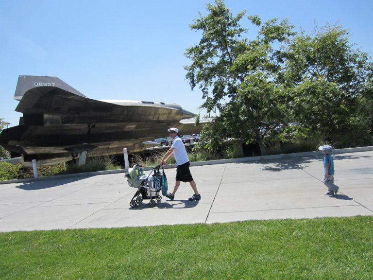 13_485156_3819090402719_343162735_n